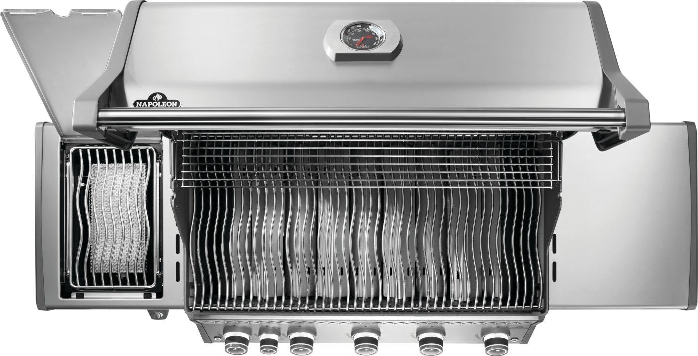 Rogue® PRO 625 SIB with Infrared Side Burner Propane Gas Grill