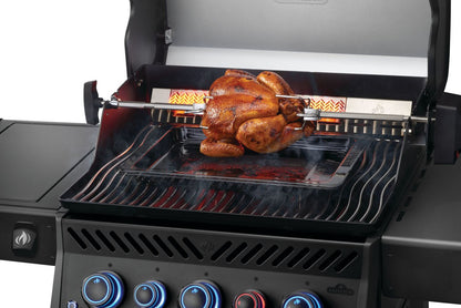 Phantom Rogue® PRO-S 425 RSIB with Infrared Side and Rear Burner Propane Grill